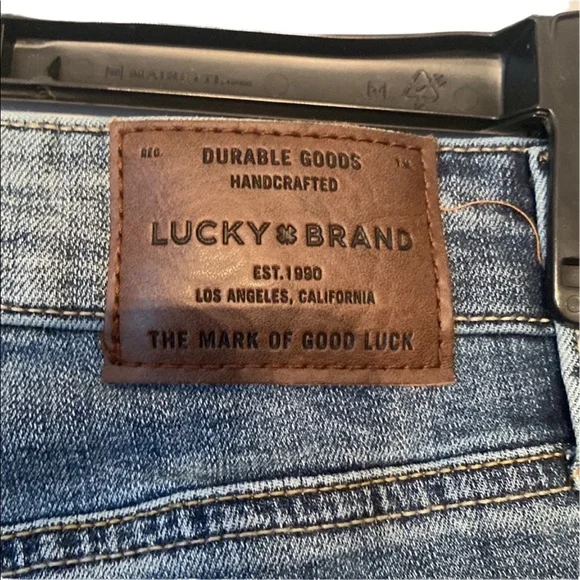 Lucky Brand Straight Leg Jeans - Picture 7 of 11